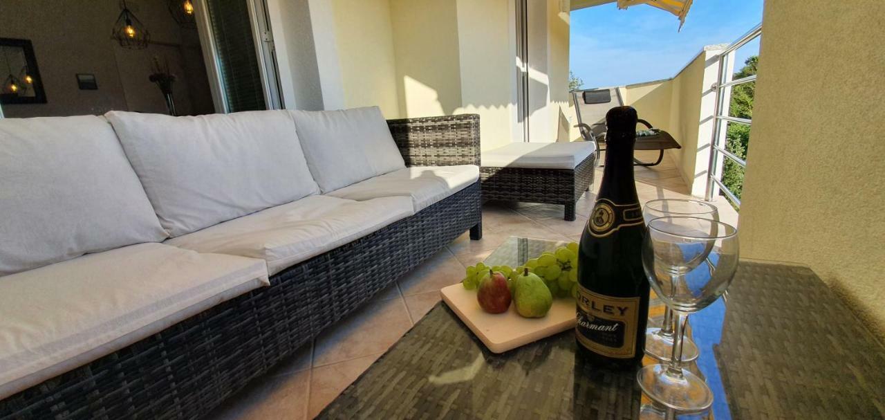 Apartments Sunny Estate Zaton  Ngoại thất bức ảnh